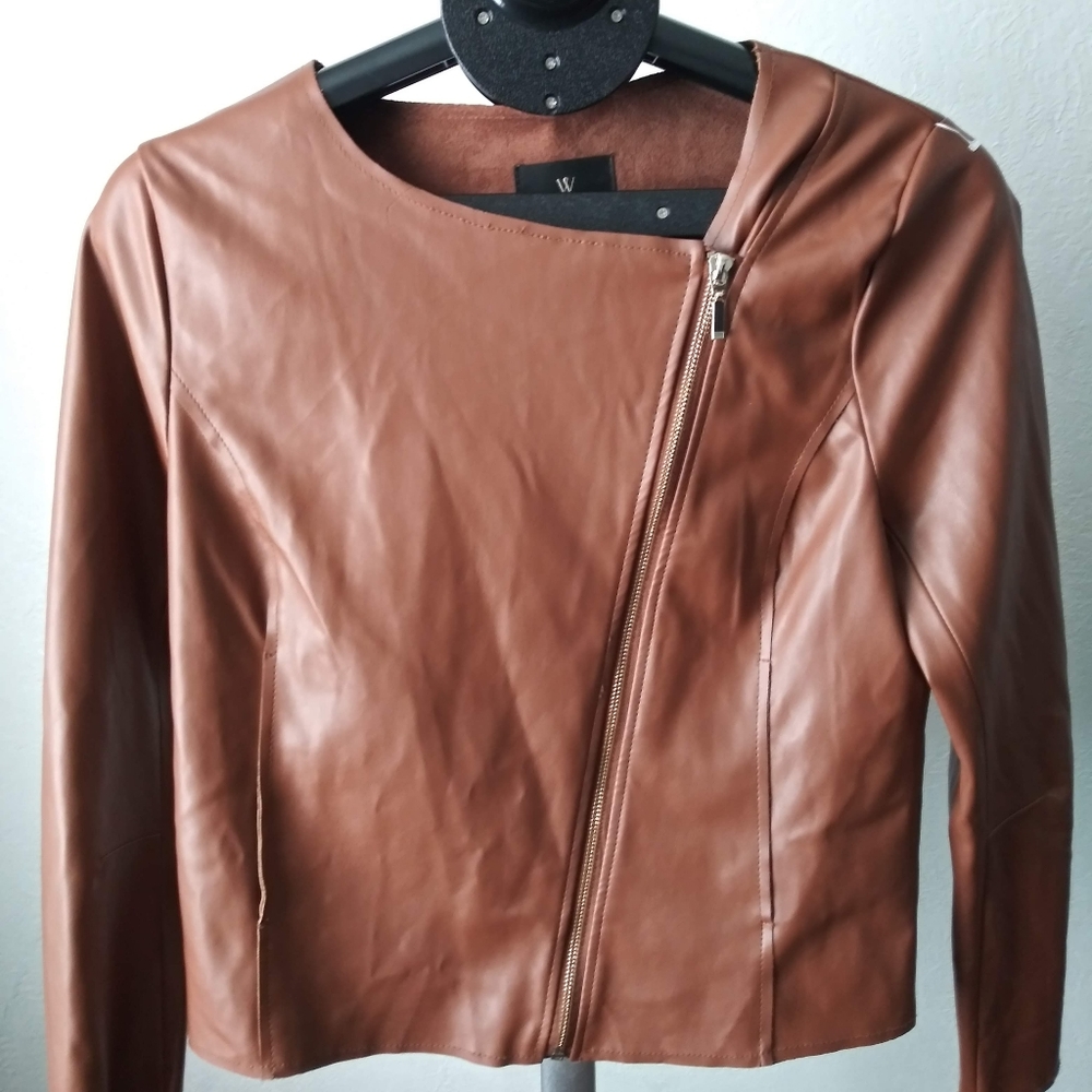 Worthington Asymmetric light leather jacket